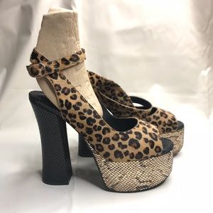 Jeffrey Campbell “Calypso” Size 10
